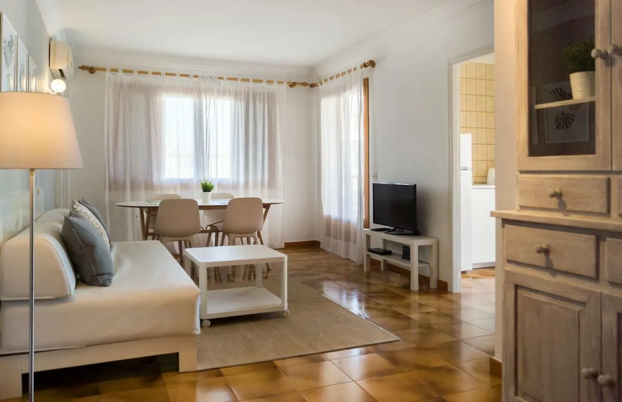 Apartamentos Alamos Cala Millor  España